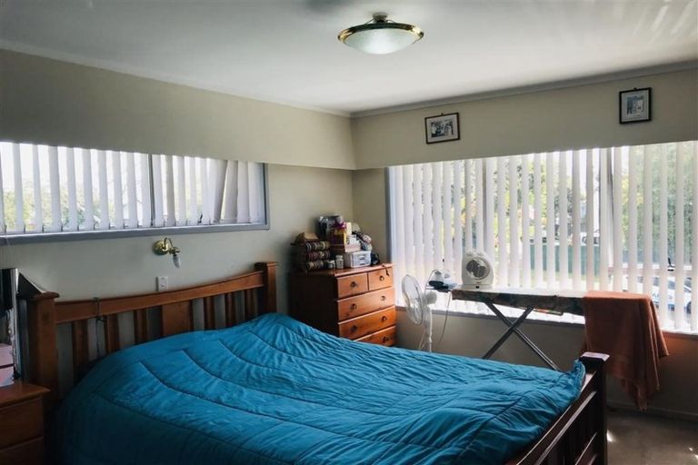 Photo of property in 5 Lendenfeld Drive, Papatoetoe, Auckland, 2025