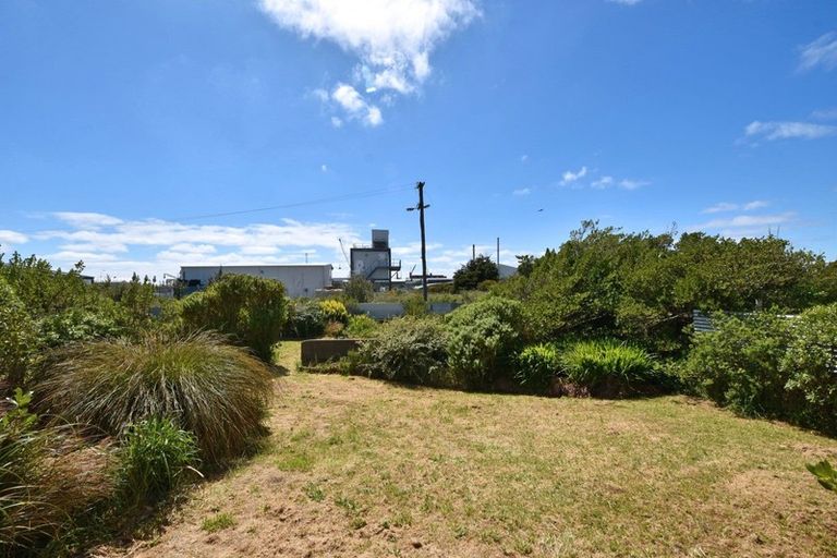 Photo of property in 41 Blackwater Street, Bluff, 9814