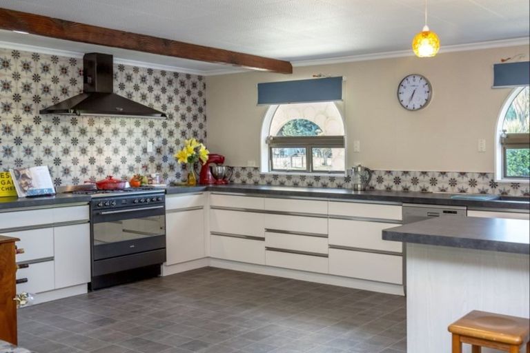 Photo of property in 142 Vogel Street, Woodville, 4920