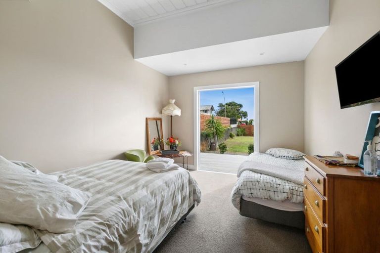 Photo of property in 157 Saint Aubyn Street, New Plymouth, 4310