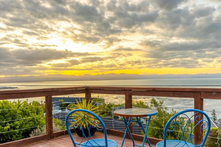 Photo of property in 7 Sunset Place, Atawhai, Nelson, 7010