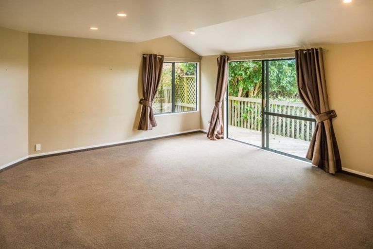 Photo of property in 55 Halladale Road, Papakowhai, Porirua, 5024