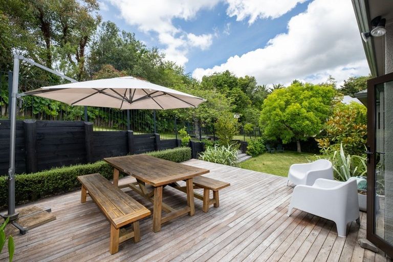 Photo of property in 13 Muritai Crescent, Havelock North, 4130