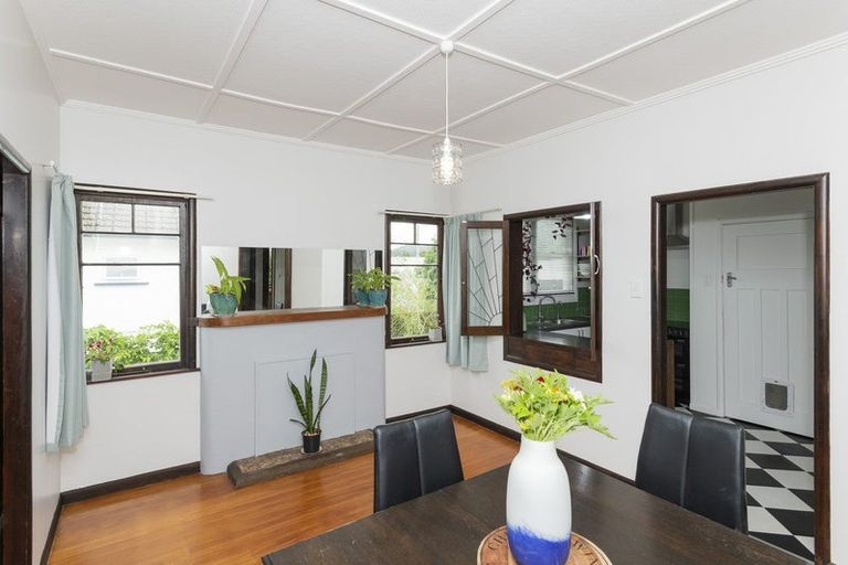 Photo of property in 37 Muir Street, Te Hapara, Gisborne, 4010