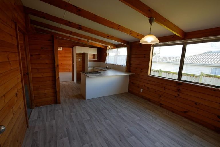 Photo of property in 1/82 Opaheke Road, Opaheke, Papakura, 2113