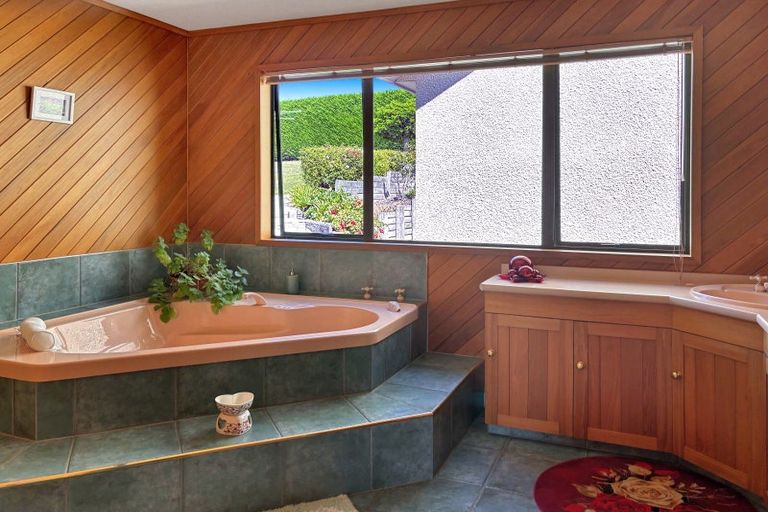 Photo of property in 10 Jarrow Street, Maheno, Oamaru, 9495