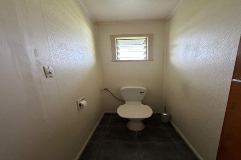 Photo of property in 281 Pakuranga Road, Pakuranga Heights, Auckland, 2010