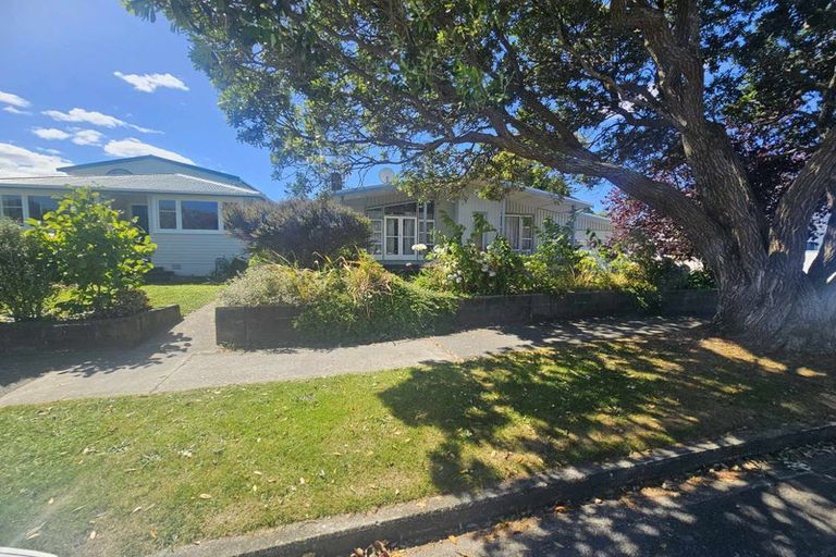 Photo of property in 105 Taita Drive, Avalon, Lower Hutt, 5011