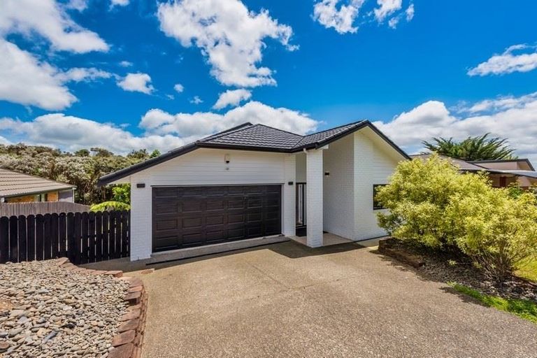 Photo of property in 11 Carnelian Court, Westgate, Auckland, 0614