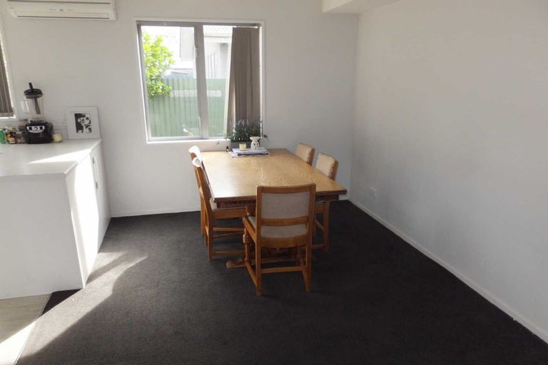 Photo of property in 17 Antrim Street, Sydenham, Christchurch, 8023