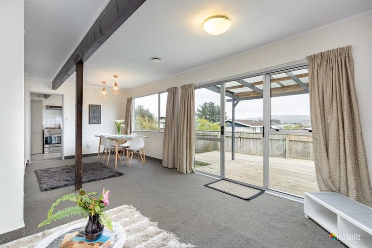 Photo of property in 3 Bobstay Lane, Whitby, Porirua, 5024