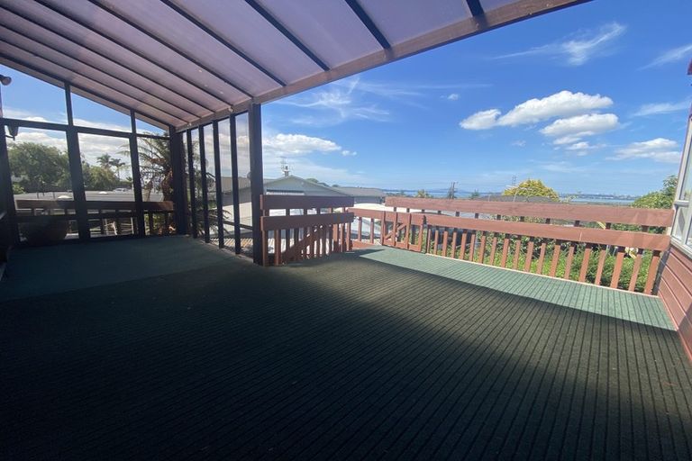 Photo of property in 237 Te Atatu Road, Te Atatu South, Auckland, 0610