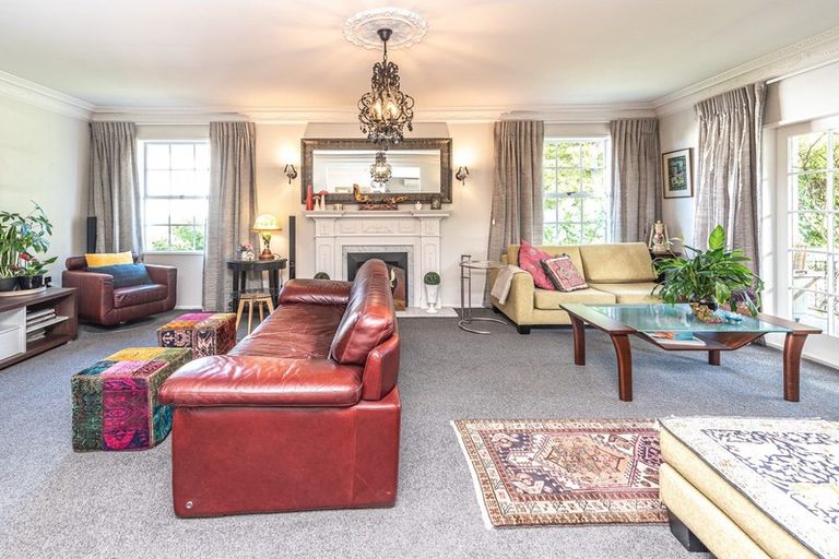 Photo of property in 106 Great North Road, Saint Johns Hill, Whanganui, 4500