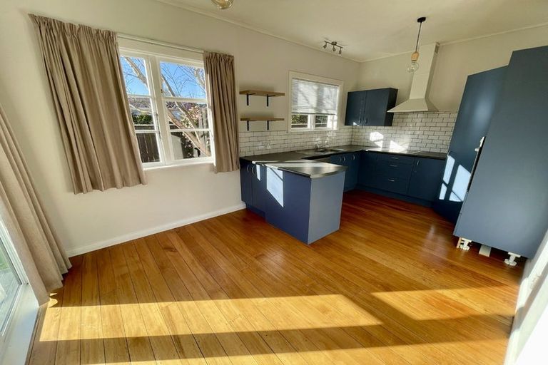 Photo of property in 19 Naenae Road, Naenae, Lower Hutt, 5011