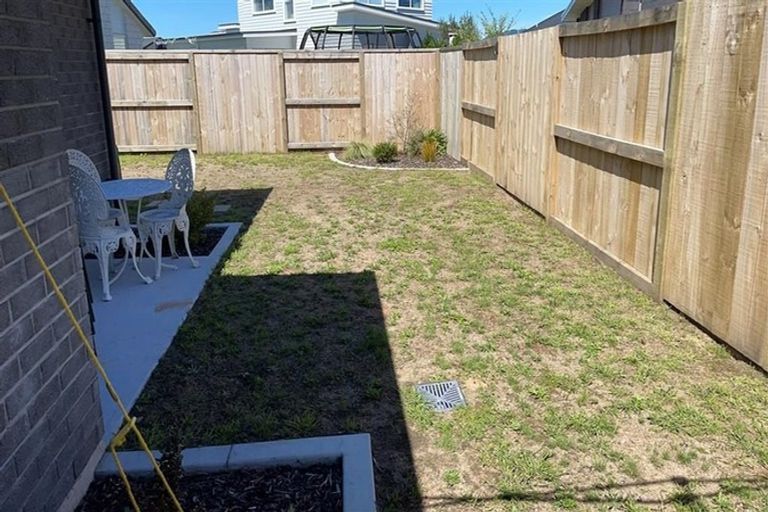 Photo of property in 20 Kotiate Street, Papamoa Beach, Papamoa, 3118