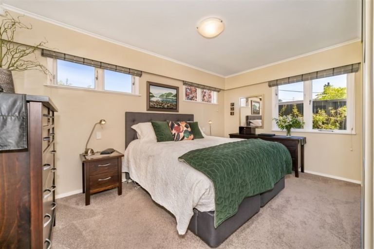 Photo of property in 350 Fergusson Drive, Heretaunga, Upper Hutt, 5018