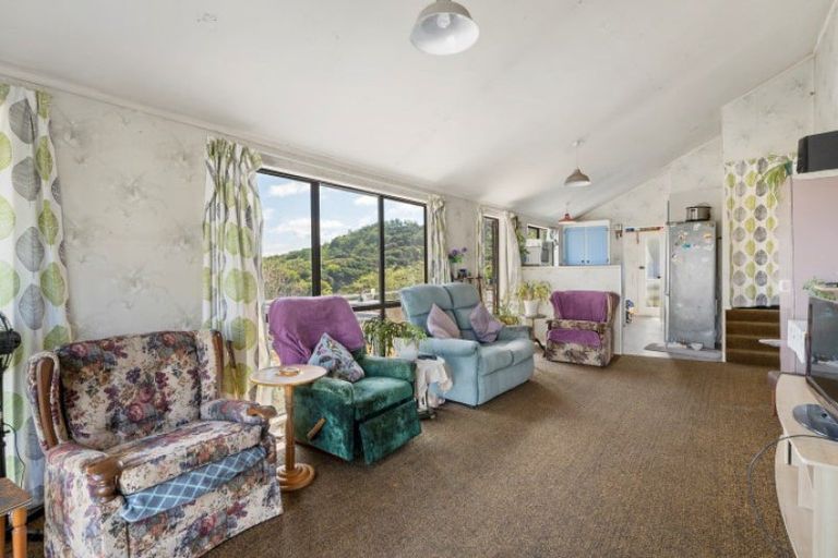 Photo of property in 33 Dingadee Street, Welcome Bay, Tauranga, 3112