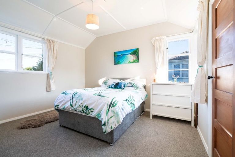 Photo of property in 37 Puketai Street, Andersons Bay, Dunedin, 9013