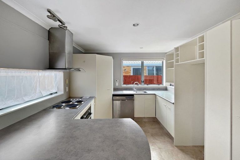 Photo of property in 8a Lloyd Drive, Nawton, Hamilton, 3200