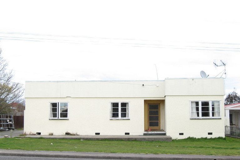 Photo of property in 1 Woburn Street, Waipukurau, 4200