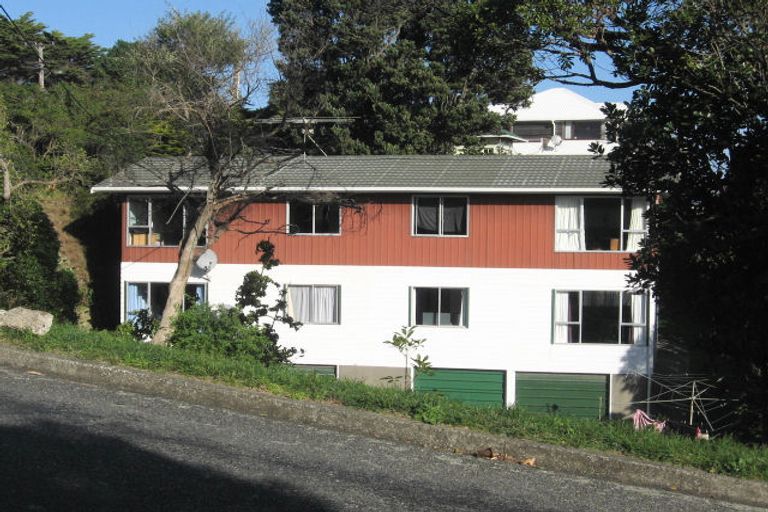 Photo of property in 1/16 John Street, Titahi Bay, Porirua, 5022