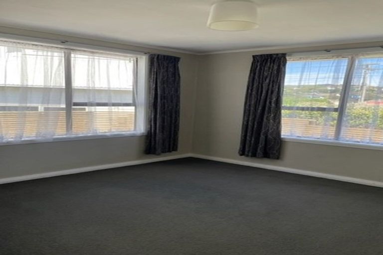 Photo of property in 26 Tuki Street, Titahi Bay, Porirua, 5022