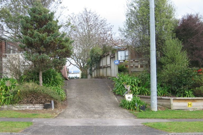 Photo of property in 42 Lansdowne Crescent, Glenview, Hamilton, 3206