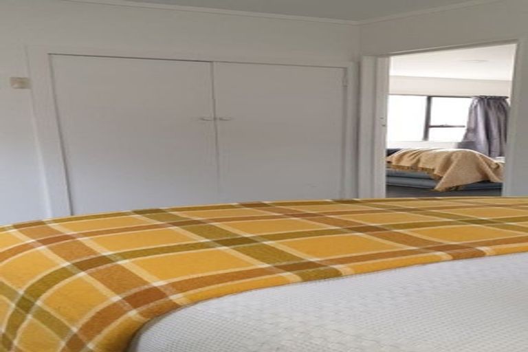 Photo of property in 58 Owhiro Bay Parade, Owhiro Bay, Wellington, 6023