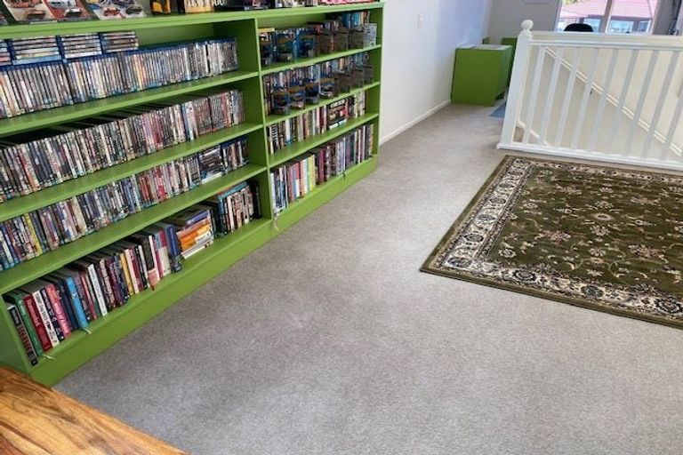 Photo of property in Rangeview Villas, 56/9 Fuller Close, Levin, 5510