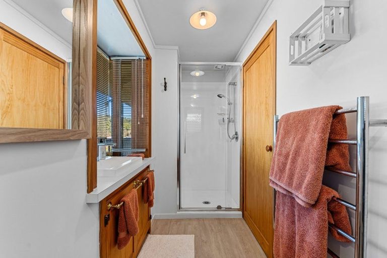 Photo of property in 32 Aoturoa Avenue, Rotoiti Forest, Rotorua, 3074