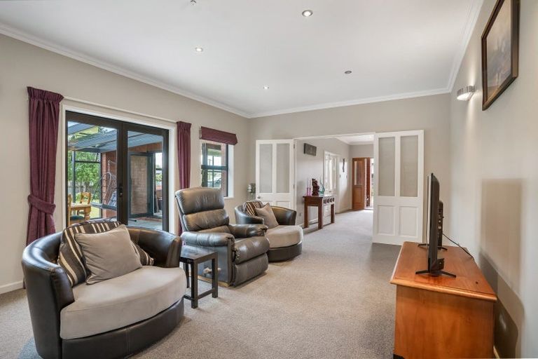 Photo of property in 29 Church Street, Winton, 9720