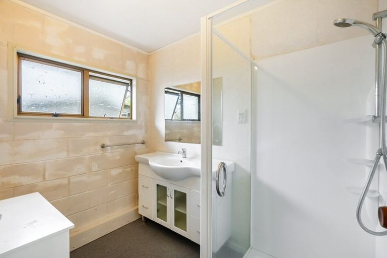 Photo of property in 1/47 Stredwick Drive, Torbay, Auckland, 0630