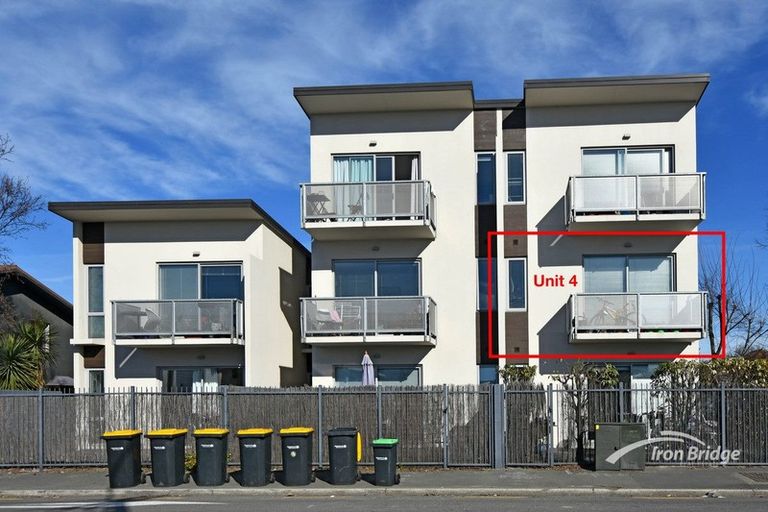 Photo of property in 4/318 Barbadoes Street, Christchurch Central, Christchurch, 8011