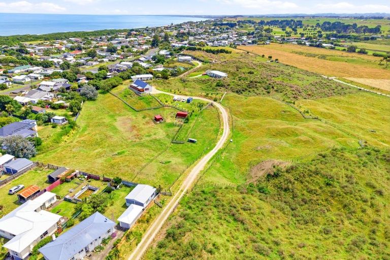 Photo of property in 55a Rangiora Street, Castlecliff, Whanganui, 4501