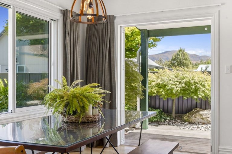 Photo of property in 20 Donegal Street, Cromwell, 9310