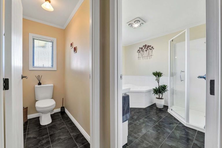 Photo of property in 12c Takiroa Street, Urenui, 4375