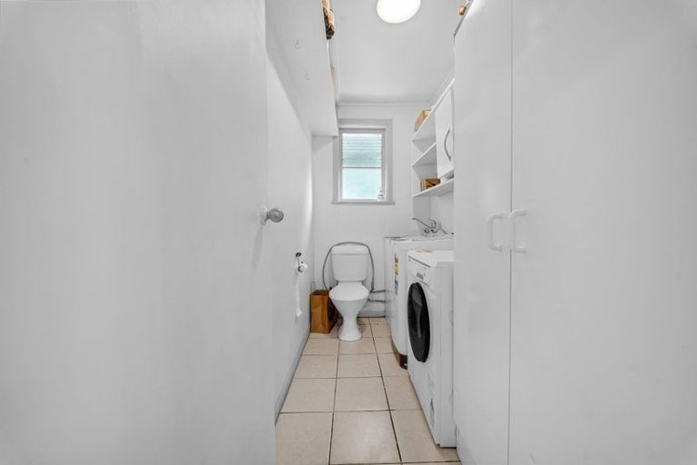 Photo of property in 2/10a Lupton Road, Manurewa, Auckland, 2102