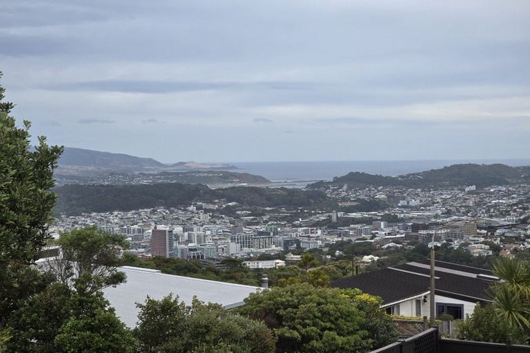 Photo of property in 166 Orangi Kaupapa Road, Northland, Wellington, 6012