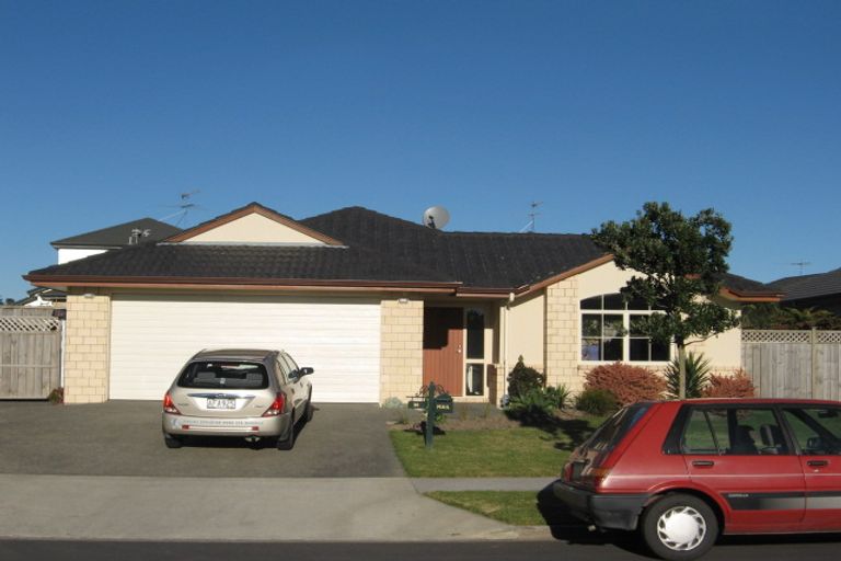 Photo of property in 30 Croftview Road, Wattle Downs, Auckland, 2103