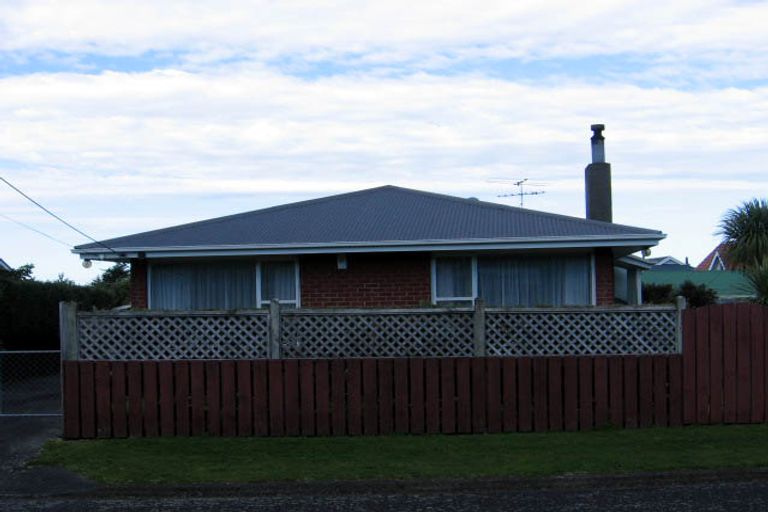 Photo of property in 12 Kenward Crescent, Featherston, 5710