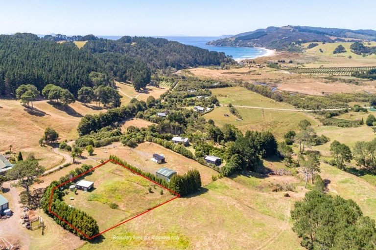 Photo of property in 102d Link Road, Hahei, Whitianga, 3591