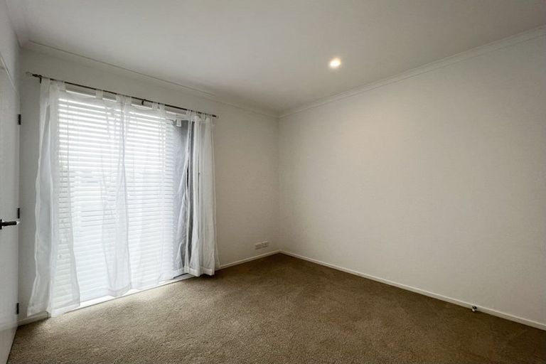 Photo of property in 10 Flounder Road, Hobsonville, Auckland, 0616