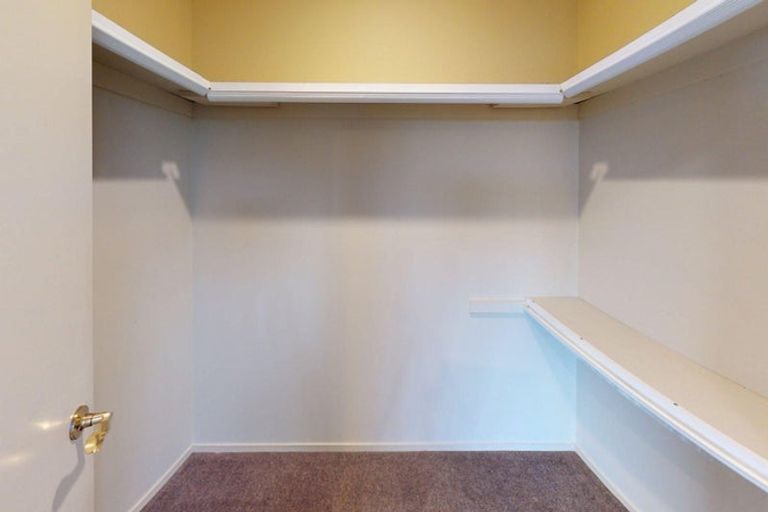 Photo of property in 16 Dittmer Drive, Awapuni, Palmerston North, 4412