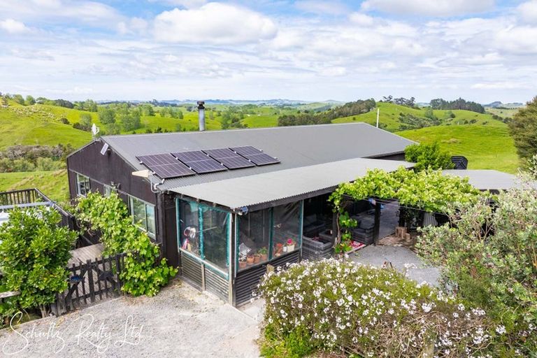 Photo of property in 227 Porter Road, Paparoa, 0571
