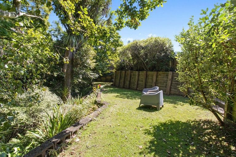 Photo of property in 62 Cutfield Road, New Plymouth, 4310