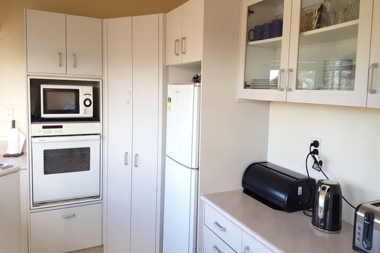 Photo of property in 36 Manaia View Road, One Tree Point, 0118