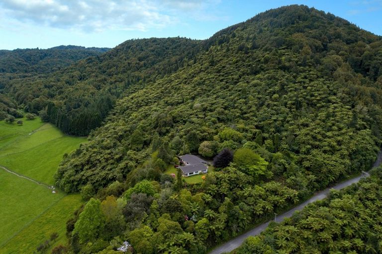 Photo of property in 231 Millar Road, Lake Okareka, Rotorua, 3076