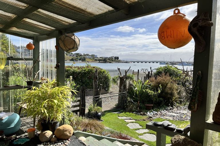 Photo of property in 3 Bay Road, Riverton/aparima, Riverton, 9822