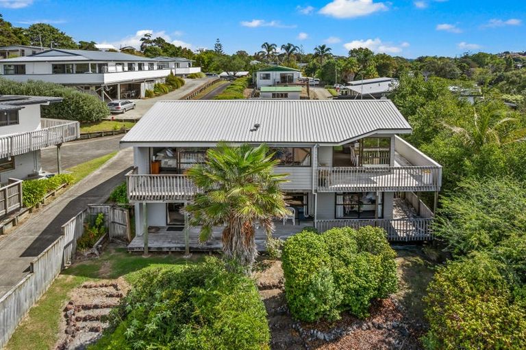 Photo of property in 33 Gledstane Road, Stanmore Bay, Whangaparaoa, 0932