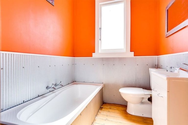 Photo of property in 17 Chambers Street, Te Awa, Napier, 4110